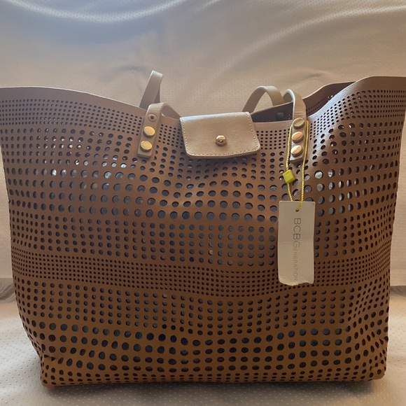 BCBGGeneration Tote Bag NWT - Picture 2 of 12